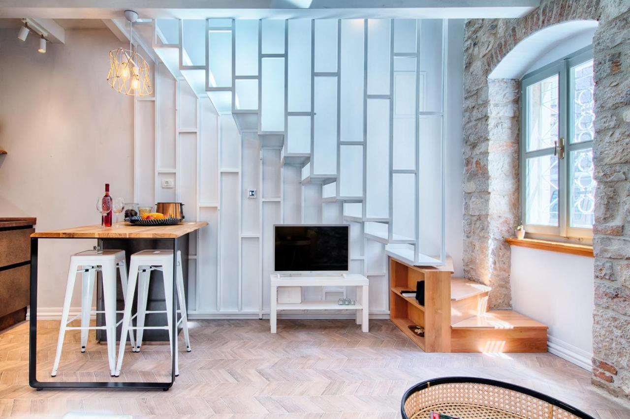 Studio Apartment Vicencina Вис Экстерьер фото